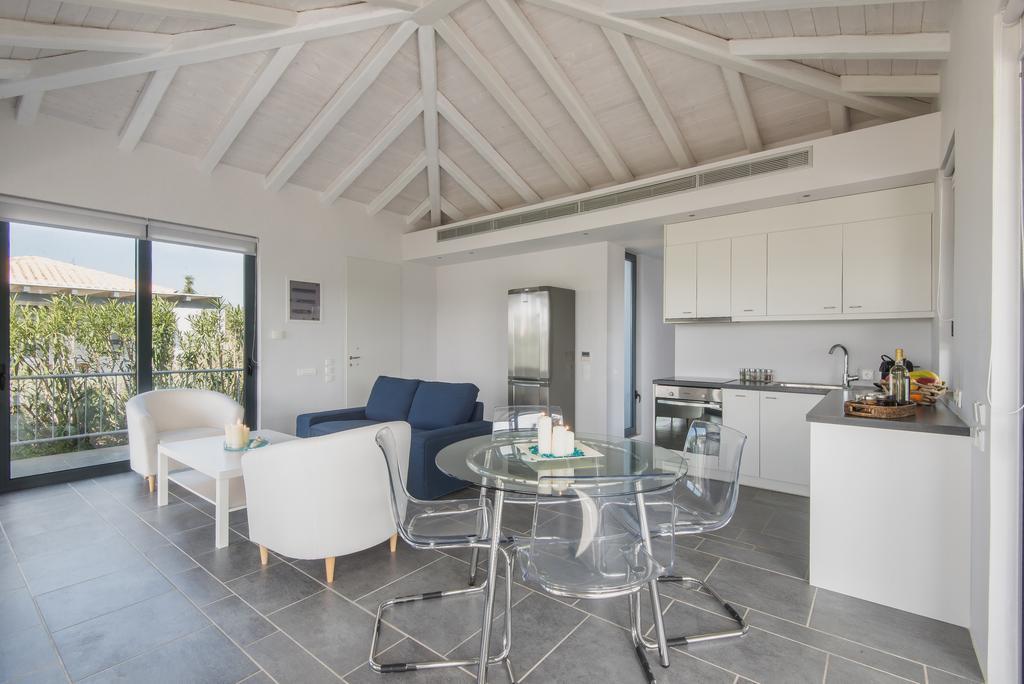 Minimal Sea View Maisonette Porto Heli Esterno foto